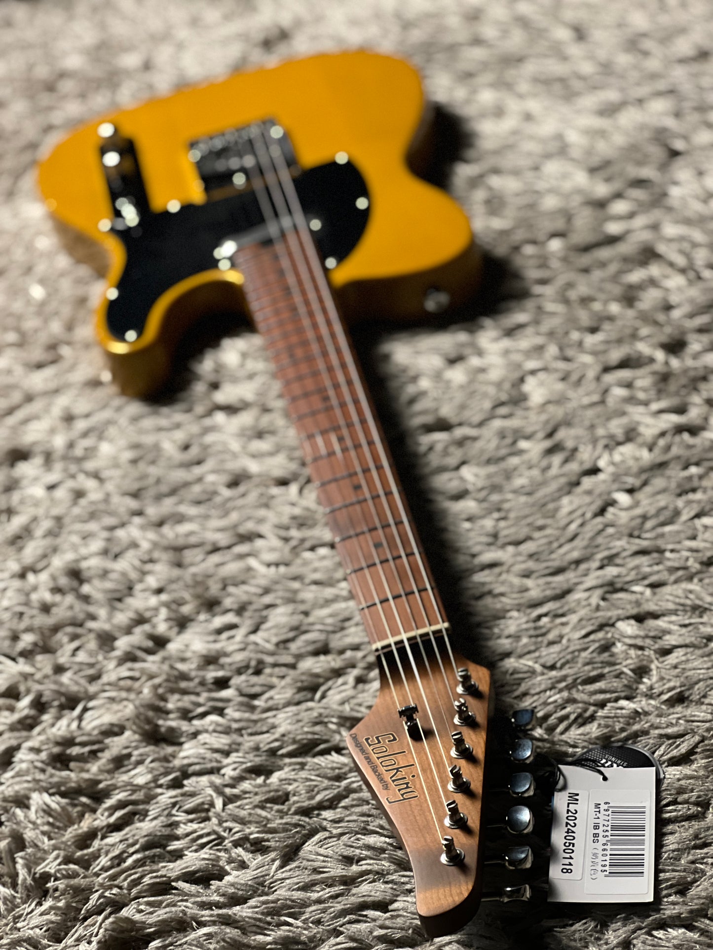 Soloking MT-1 Vintage MKII with Roasted Maple Neck in Butterscotch Blonde