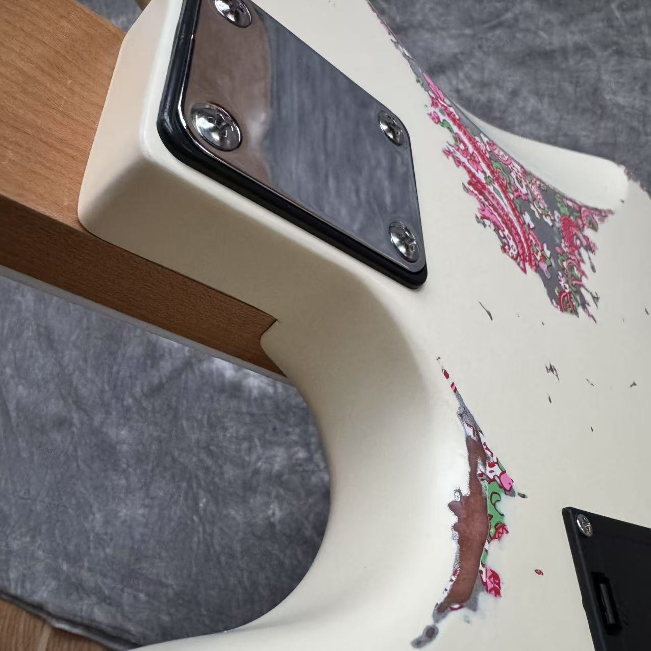 Dhatarattha Custom DEB 4 String Bass in Olympic White over Pink Paisley with RW FB with Nitrocellulose Lacquer Relic