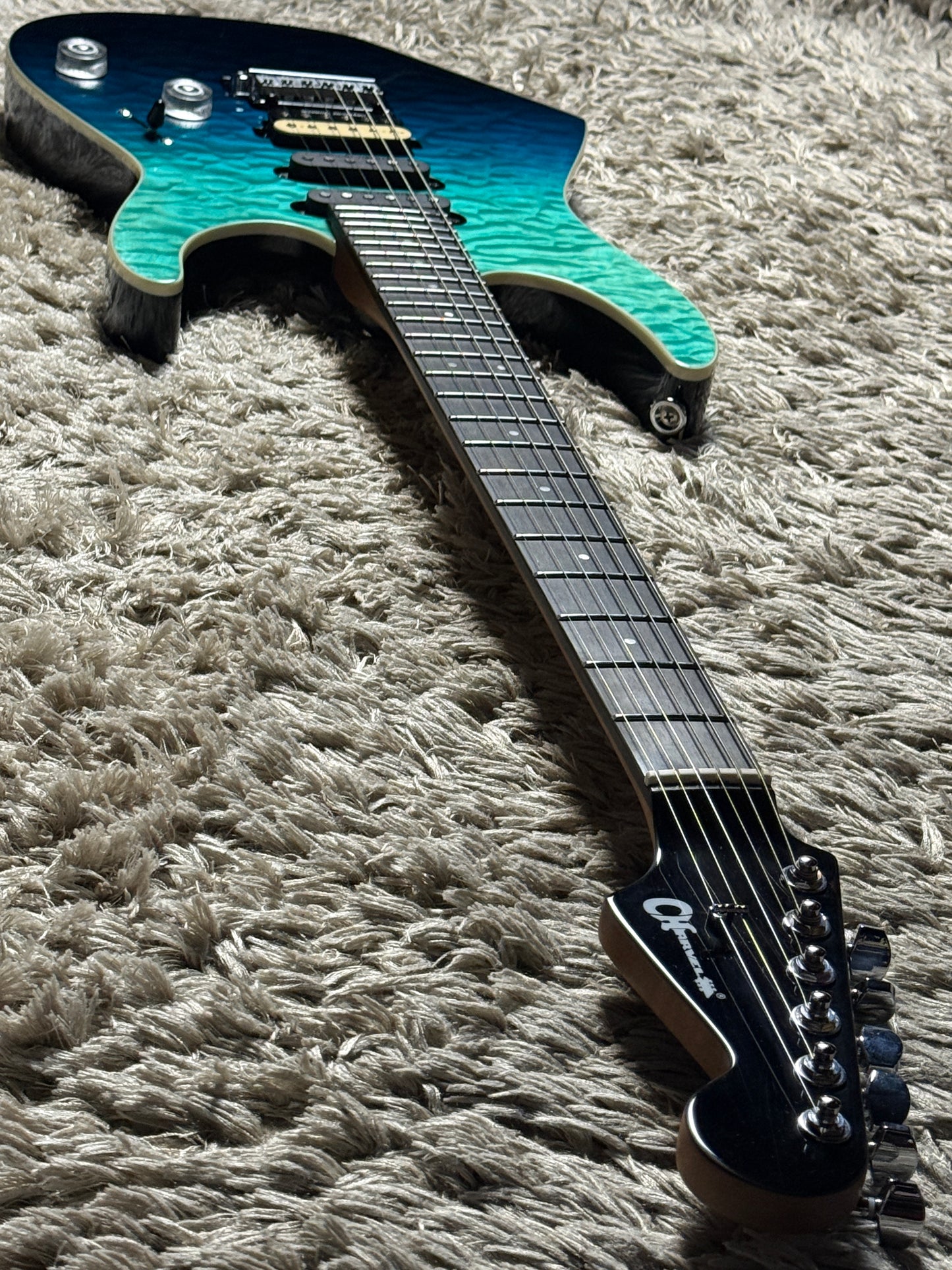 Charvel Pro-Mod Plus Dinky DK24 HSS QM in Blue Curaçao ICC250000 (USED)