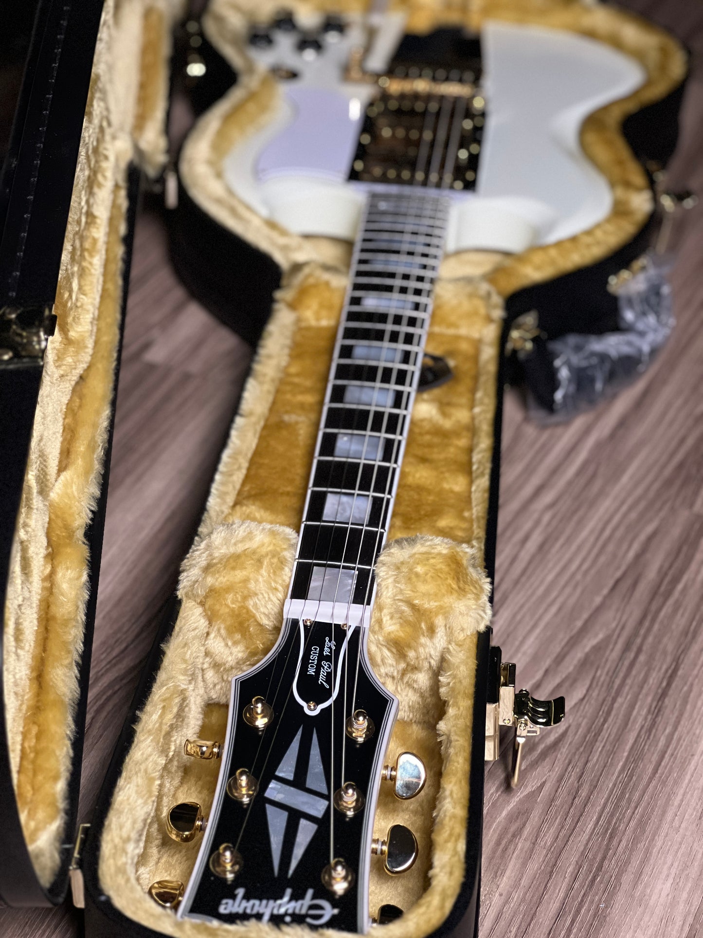 Epiphone 1963 SG Custom in Classic White VOS