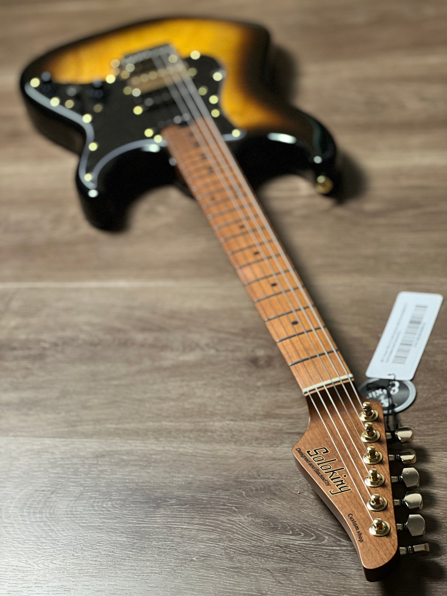 Soloking MS-1 Classic ASH ในซันเบิร์สต์ 2 สีพร้อมฮาร์ดแวร์ทอง Nafiri Special Run