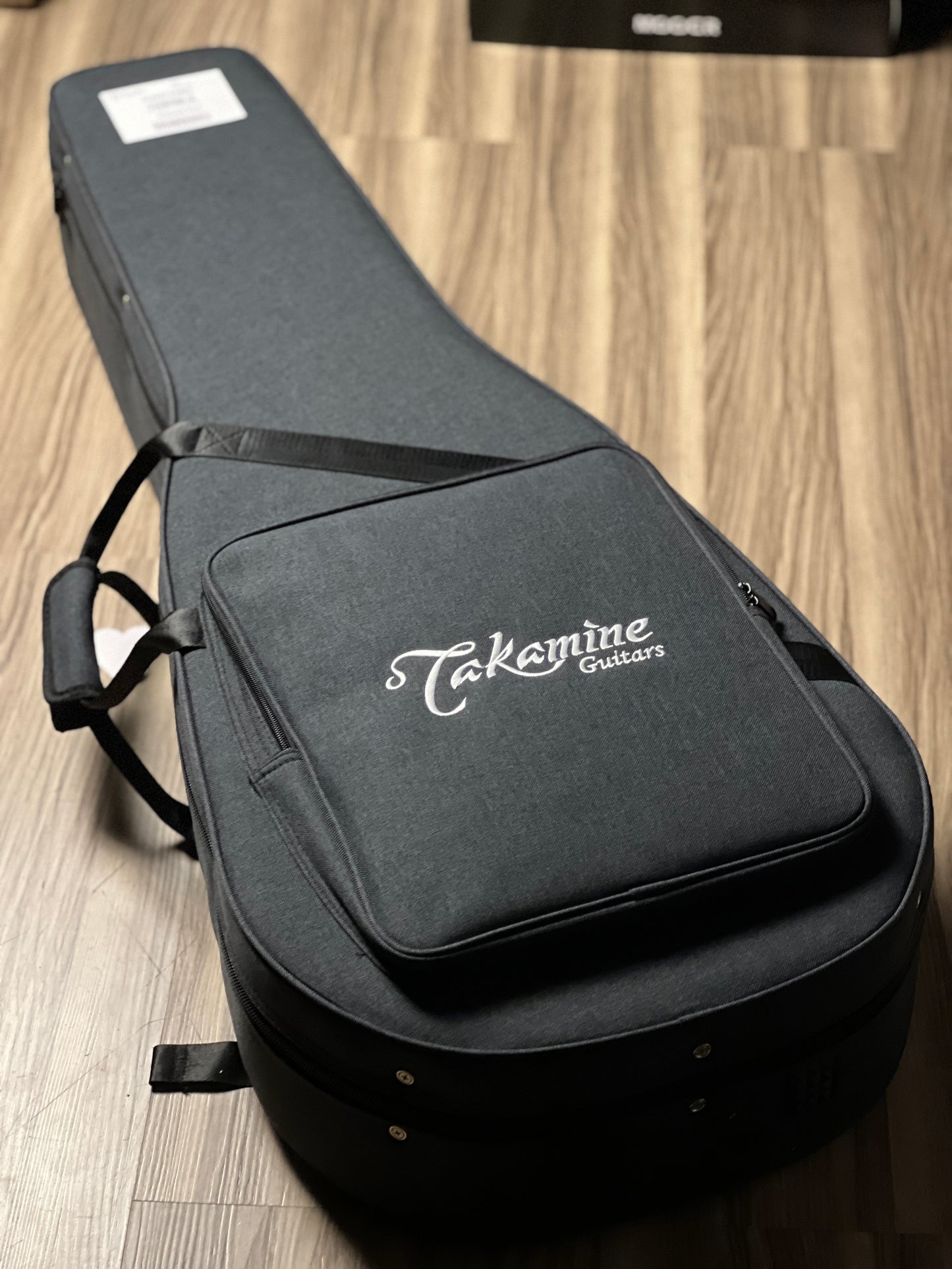 Takamine EF508KC in Natural Gloss with Case Made In Japan 62060763