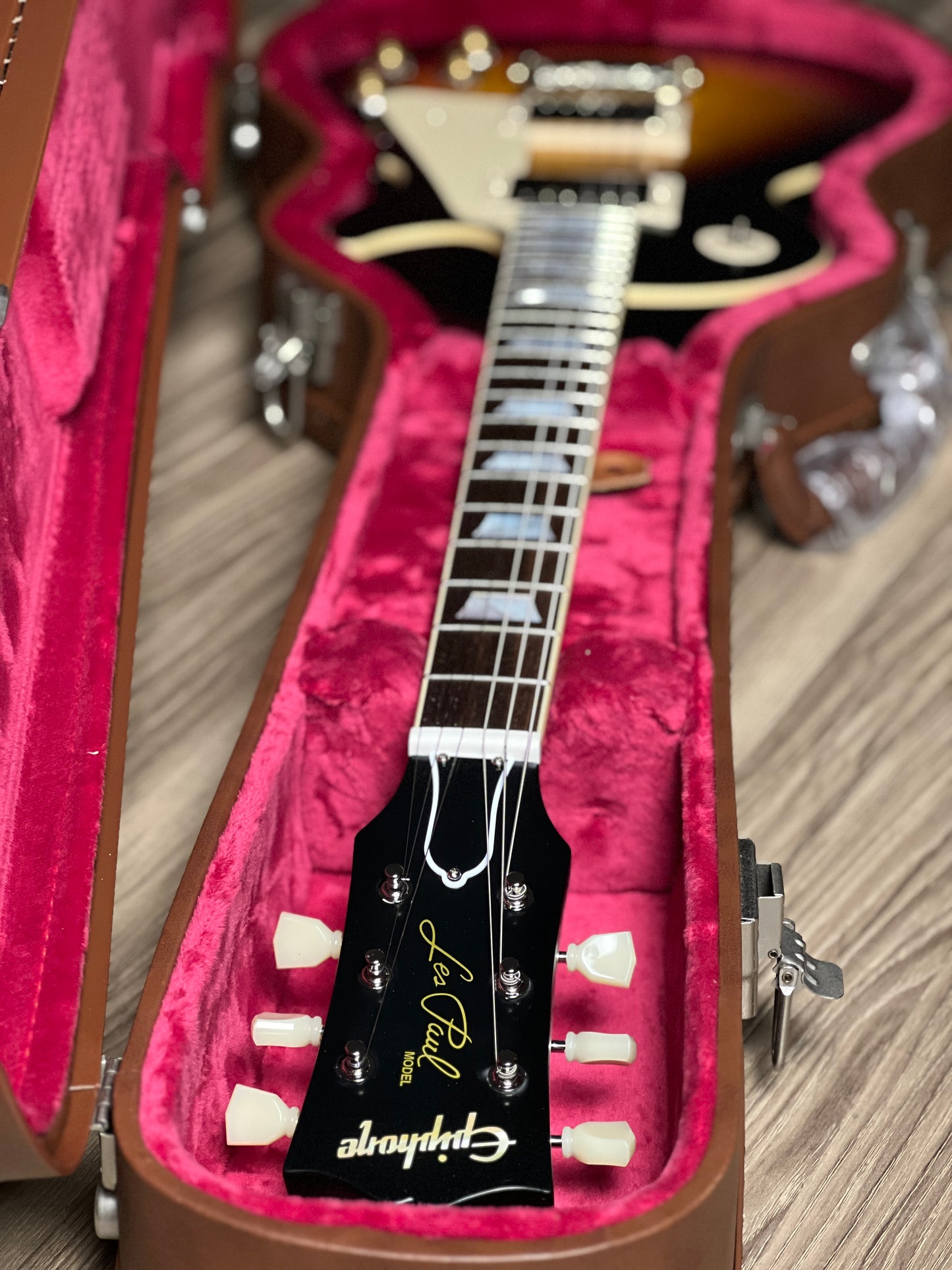 Epiphone 1959 Les Paul Standard in Tobacco Burst VOS