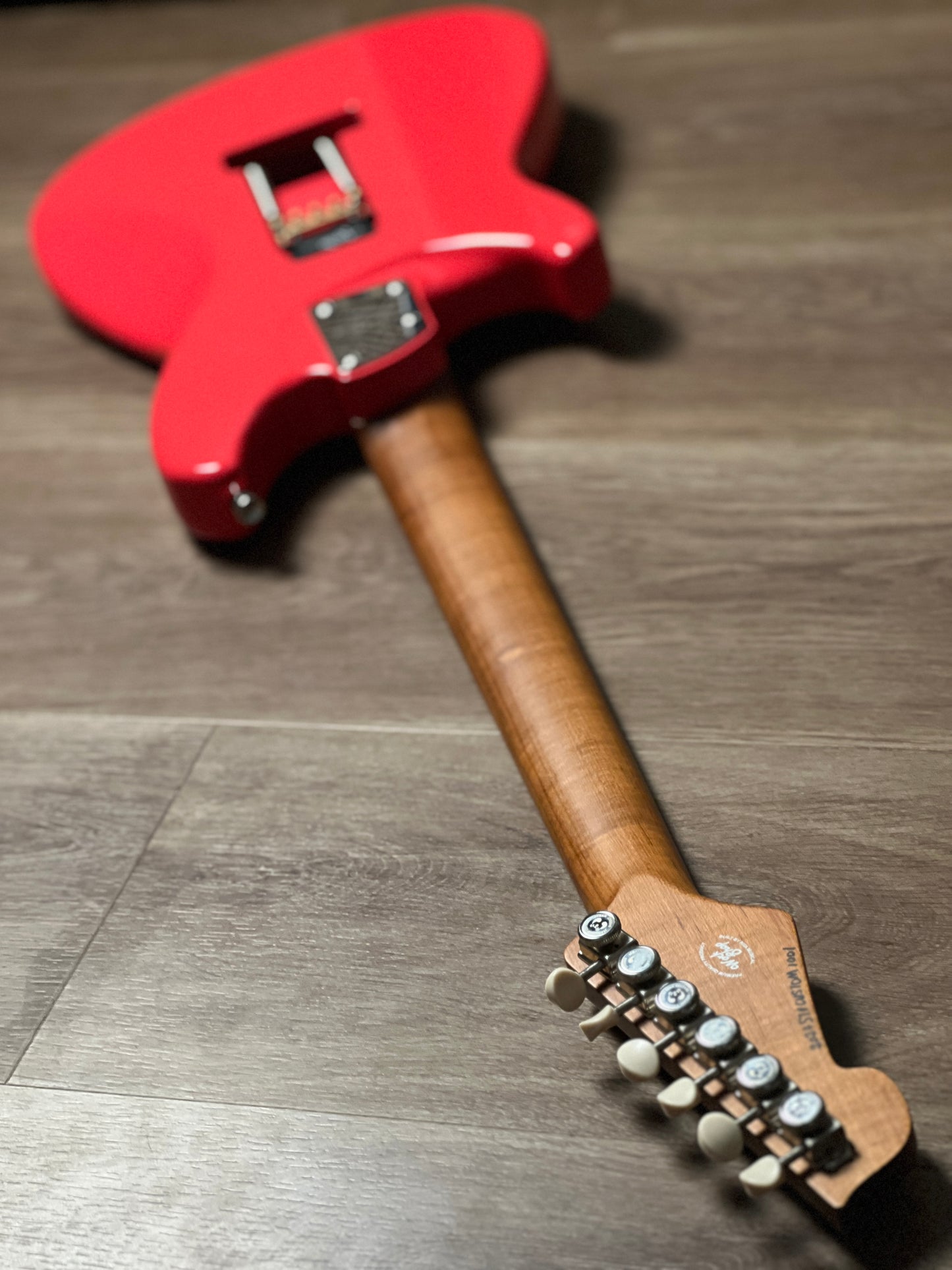 Aguda Jerry king Steam Tone 1981 in Carnival Red