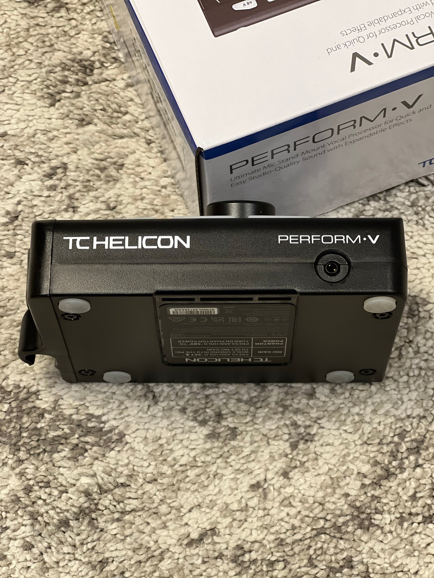 TC Helicon Perform-V Vocal Effects Processor