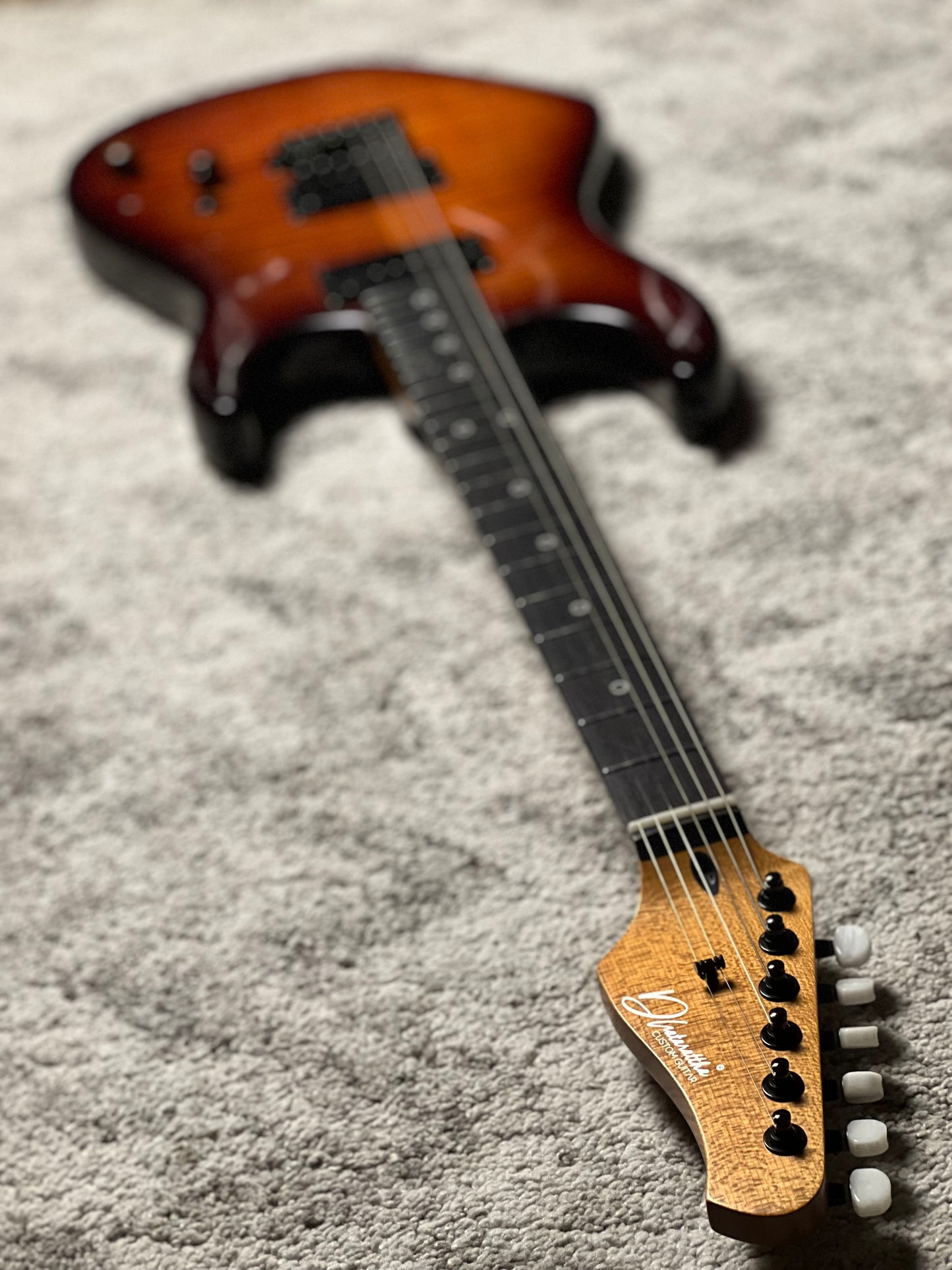 Dhatarattha Custom DST HH Flame in Hazel Burst with Rosewood FB
