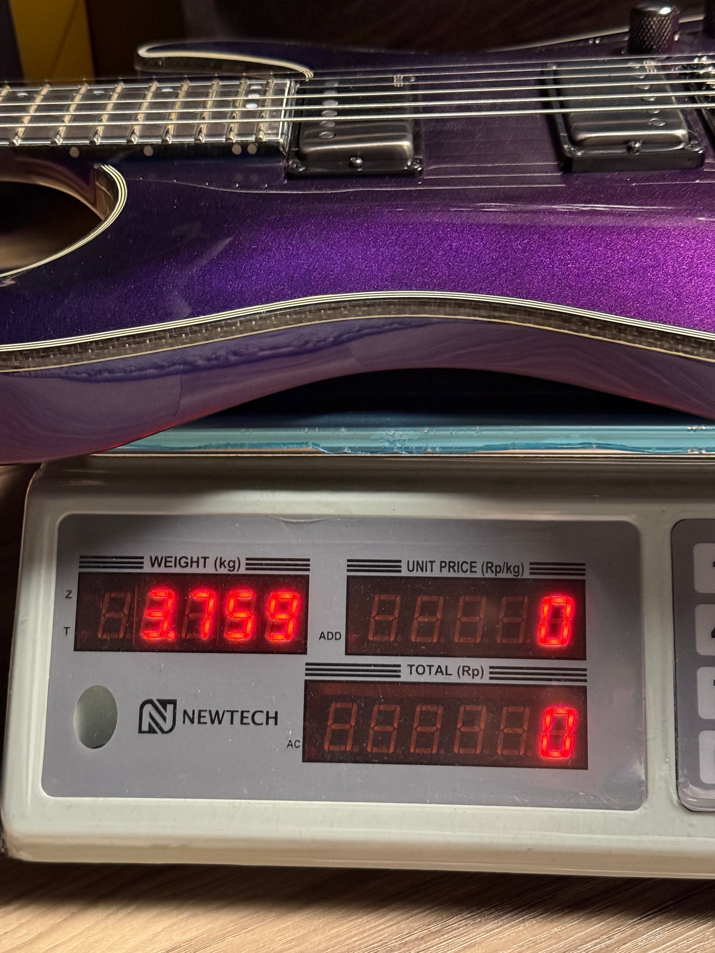 Schecter Hellraiser Hybrid C-1 FR UV in Ultra Violet W23070021