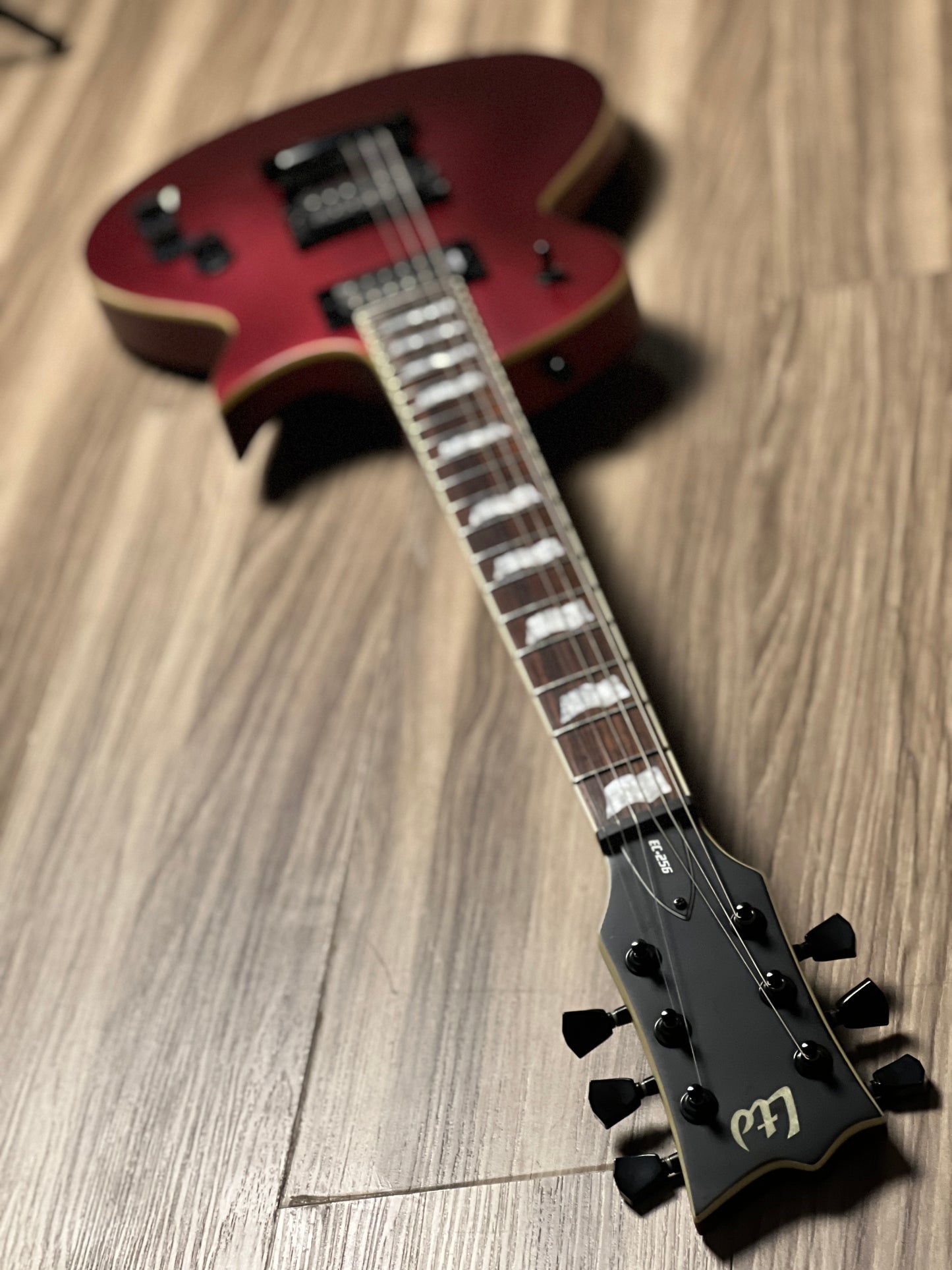 ESP LTD Eclipse EC-256 in Candy Apple Red Satin