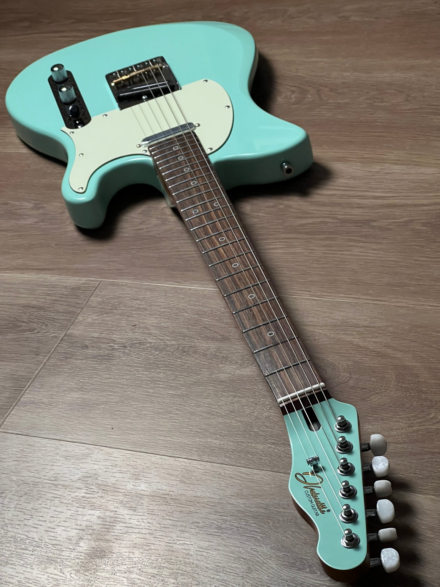 Dhatarattha Basic DTL in Surf Green with Rosewood FB