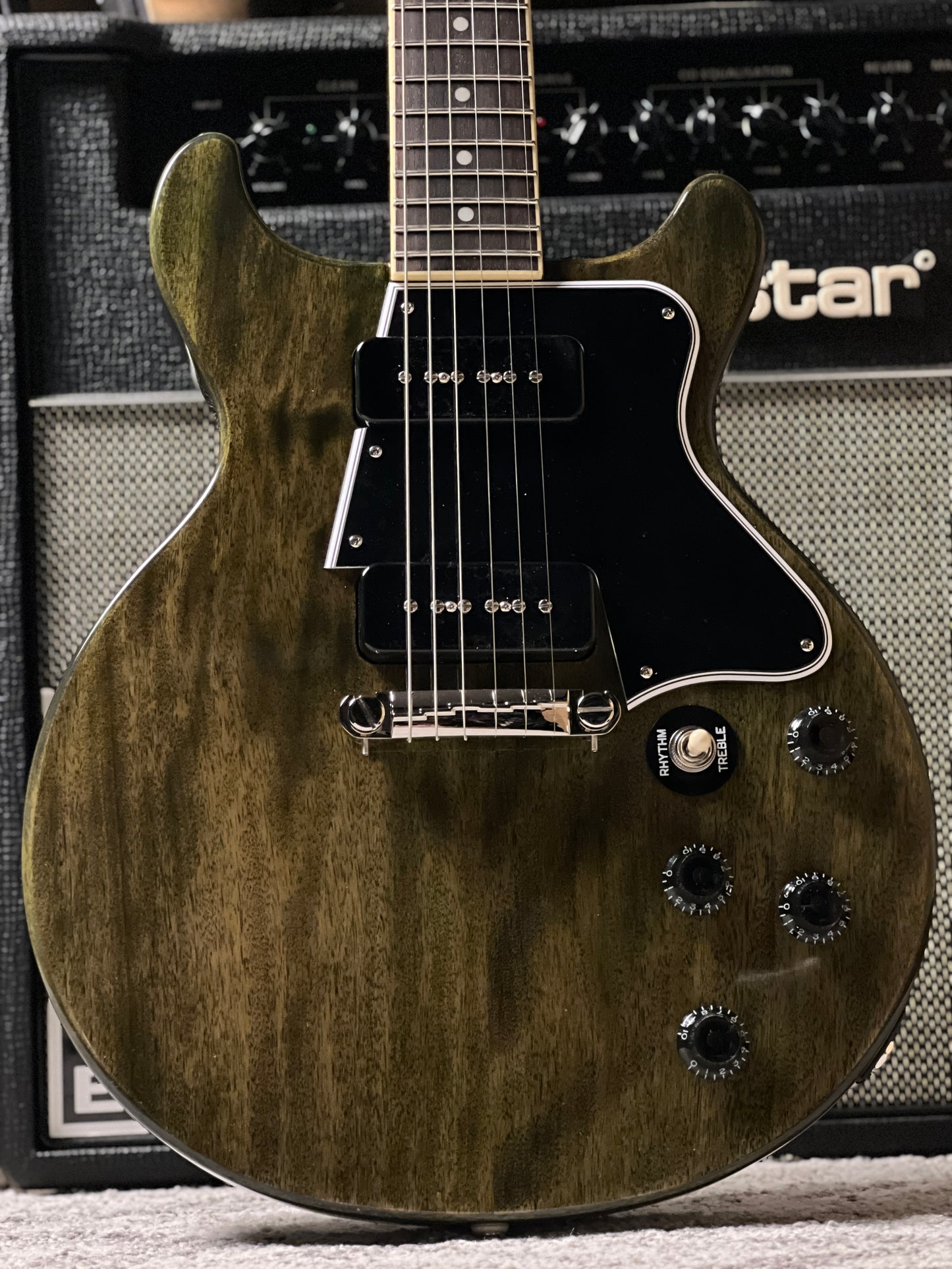 Epiphone Les Paul Special Double Cut in Silver Fox