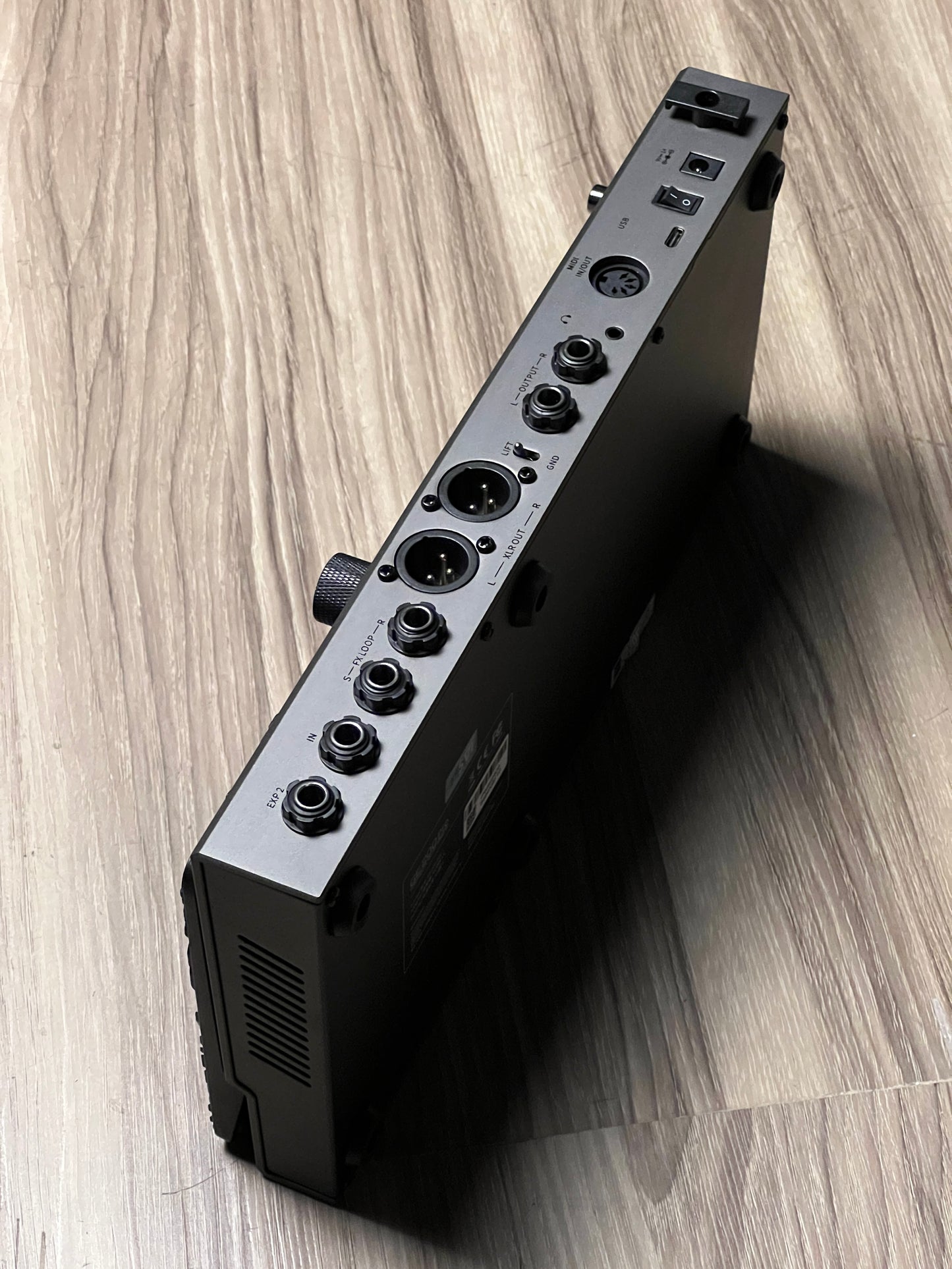 Mooer GE200 PRO Amp Modeling & Multi Effects Processor