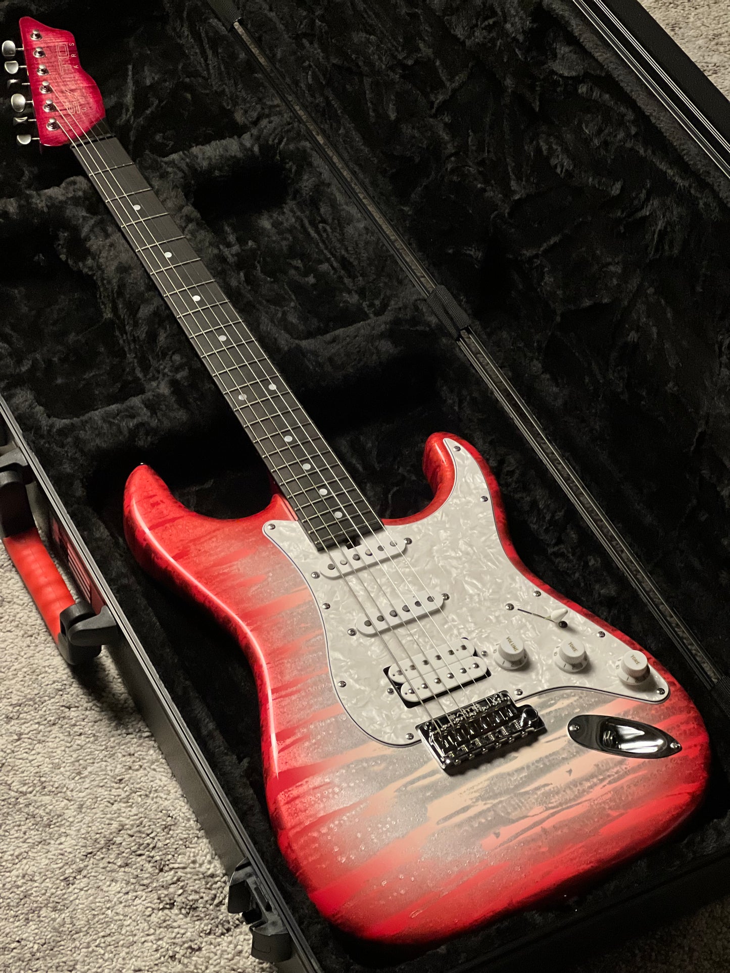 Saito S-622CS BEYOND SSH in Red Lotus with Hardshell Case 253386
