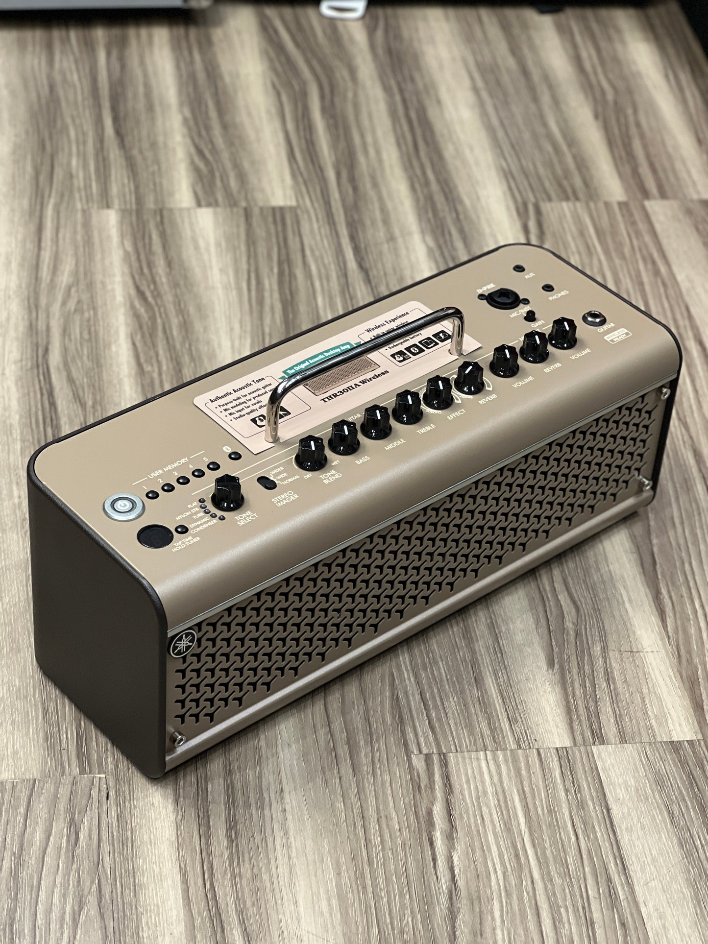 Yamaha THR30 II A Wireless Acoustic 30-watt Modeling Combo