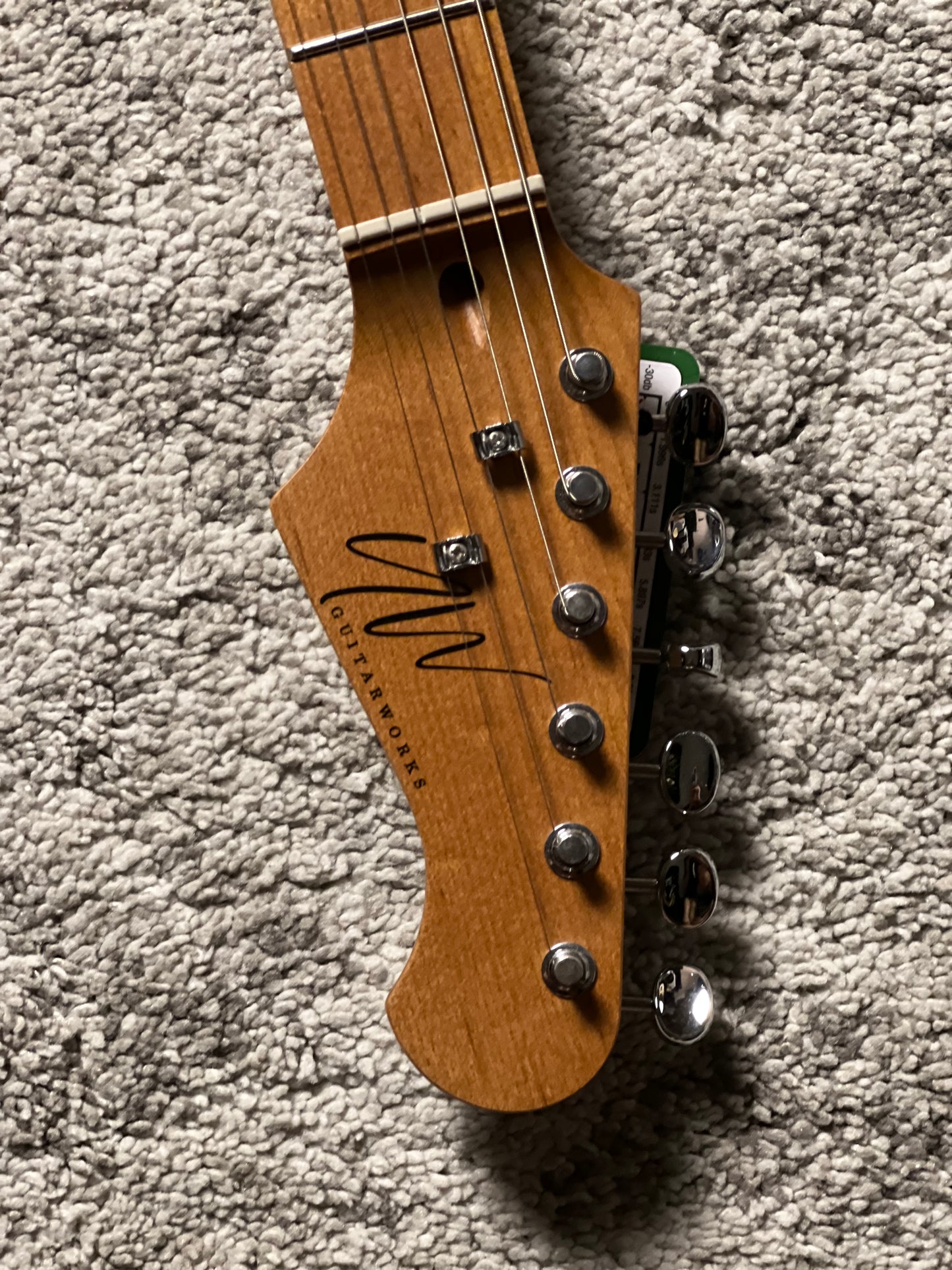 UW GuitarWorks Vintage Custom in Vintage White