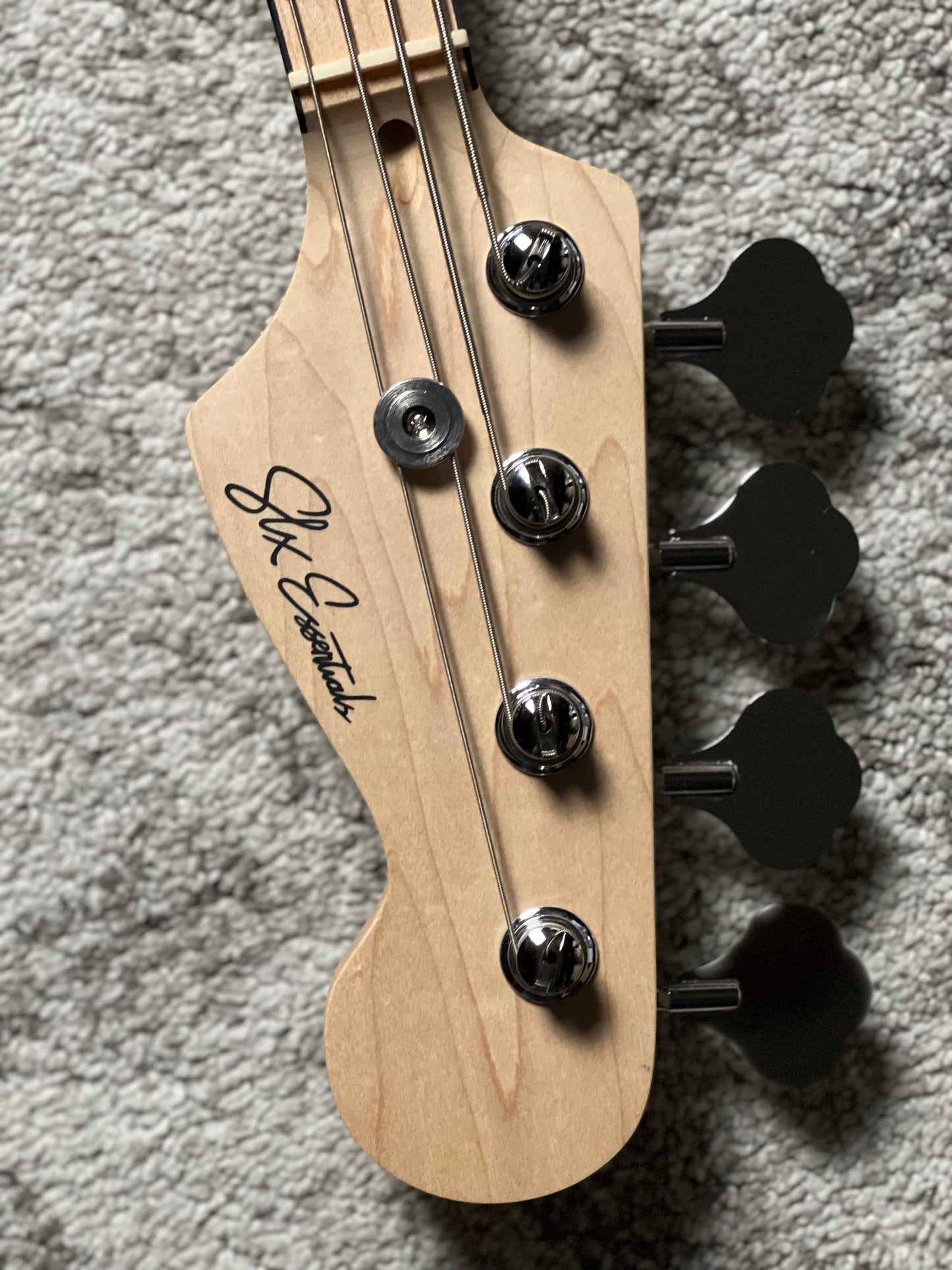 SLX Sparrow 70s Special Essentials with Maple FB in Black