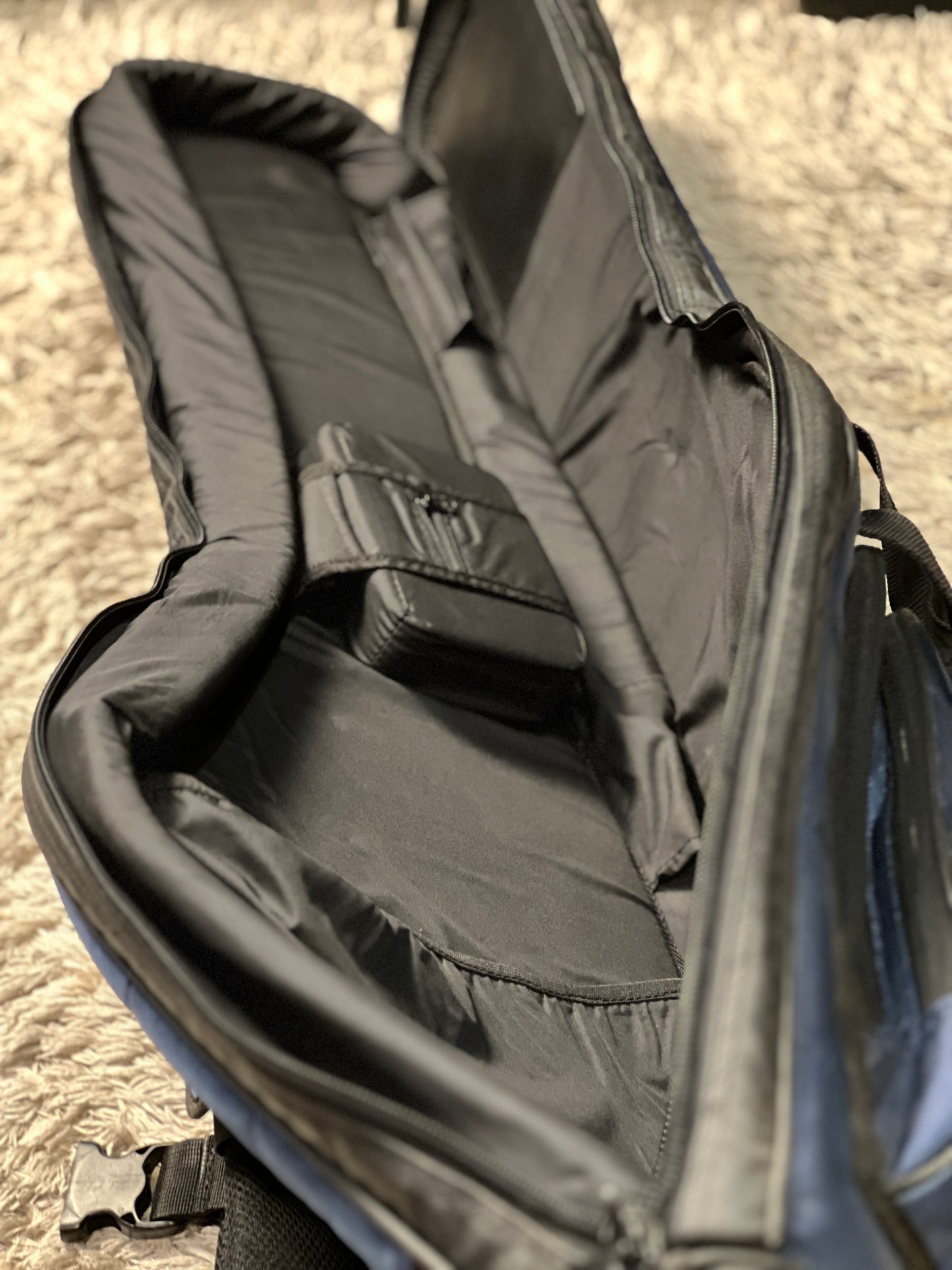 Enormous Premium Gigbag Thermoguard Heat and Water Resistant for Electric Guitar (BLUE)