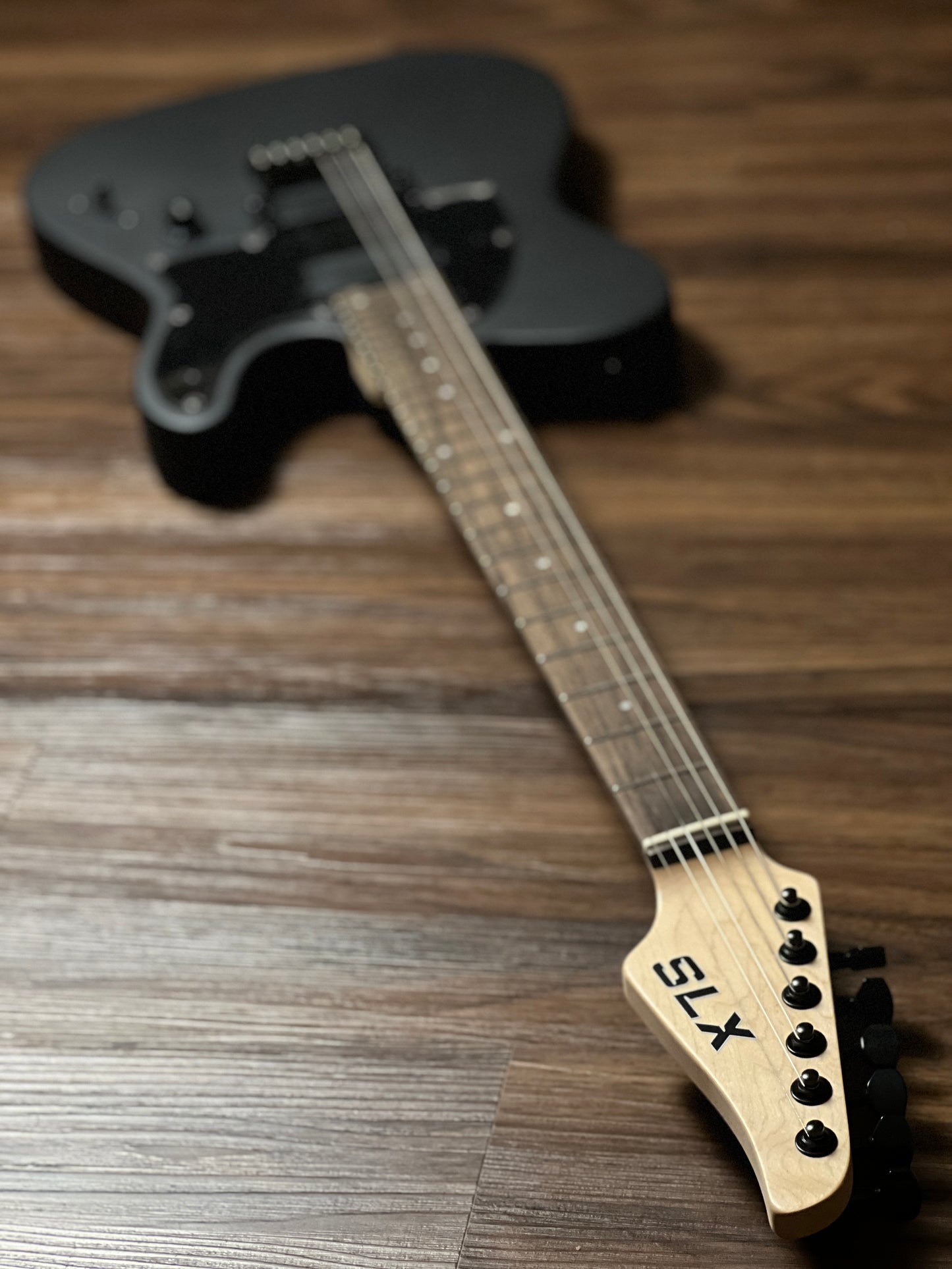 SLX Midnight Raven 24 HH with Rosewood FB in Satin Black