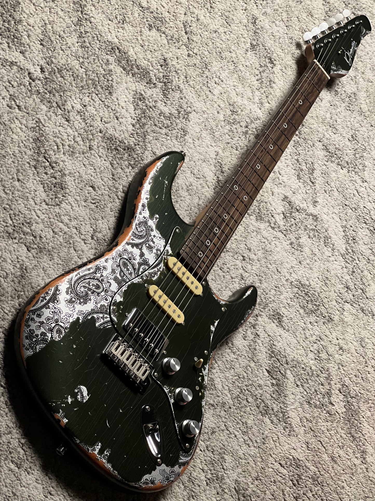 Dhatarattha Performance DST HSS in Godwood Green over Black Paisley with RW FB and Nitrocellulose Lacquer Relic