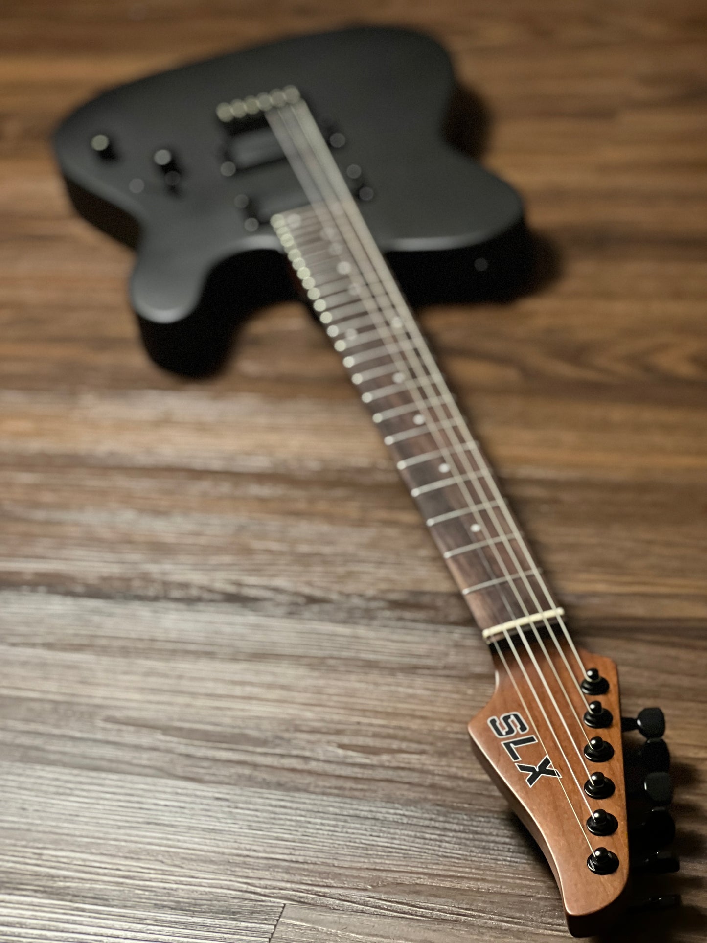 SLX Raven Modern Pro 24 HH Active with Rosewood FB in Satin Black