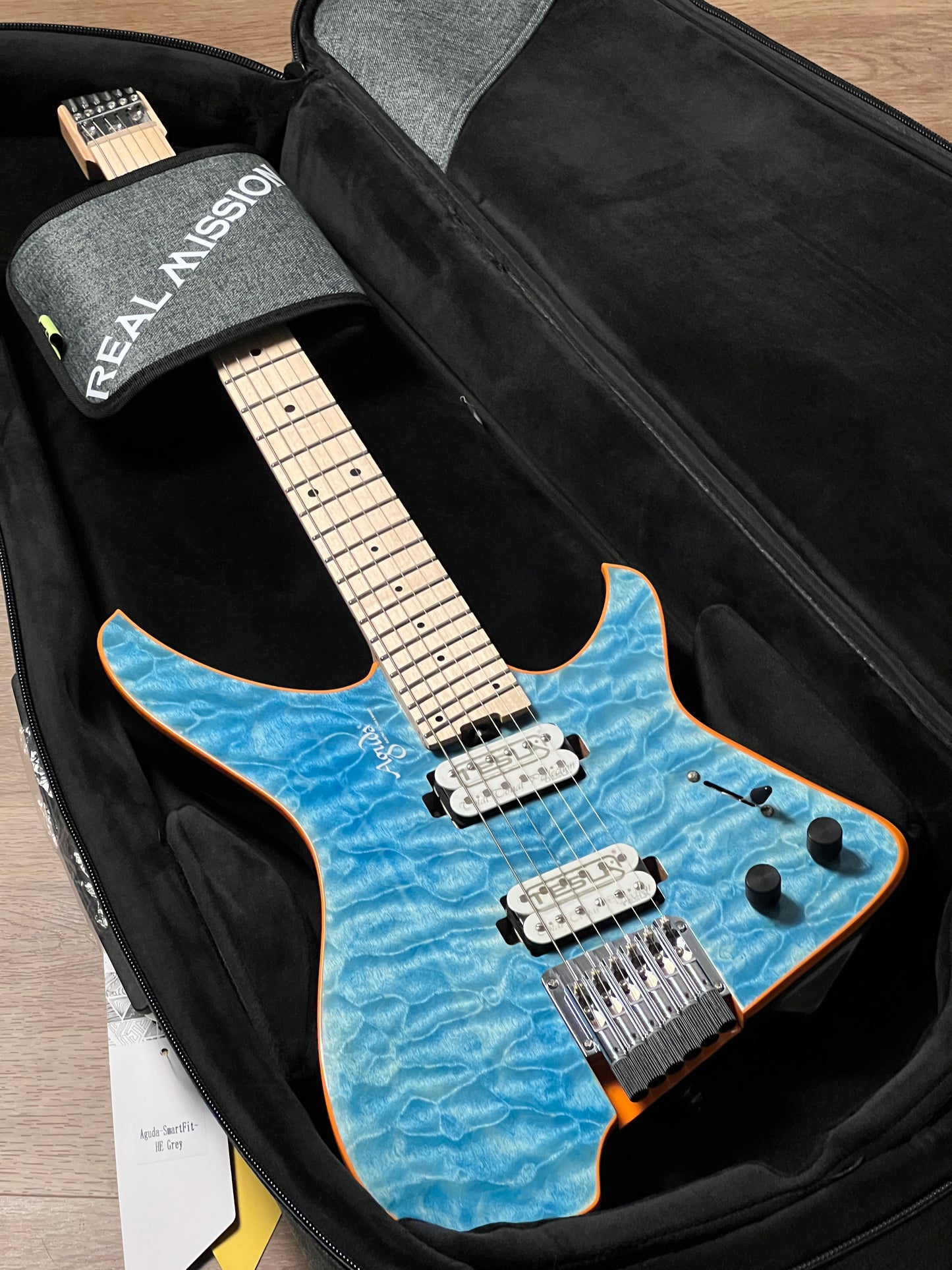 Aguda Black Hole Deluxe in Lagoon Blue with Quilt Top
