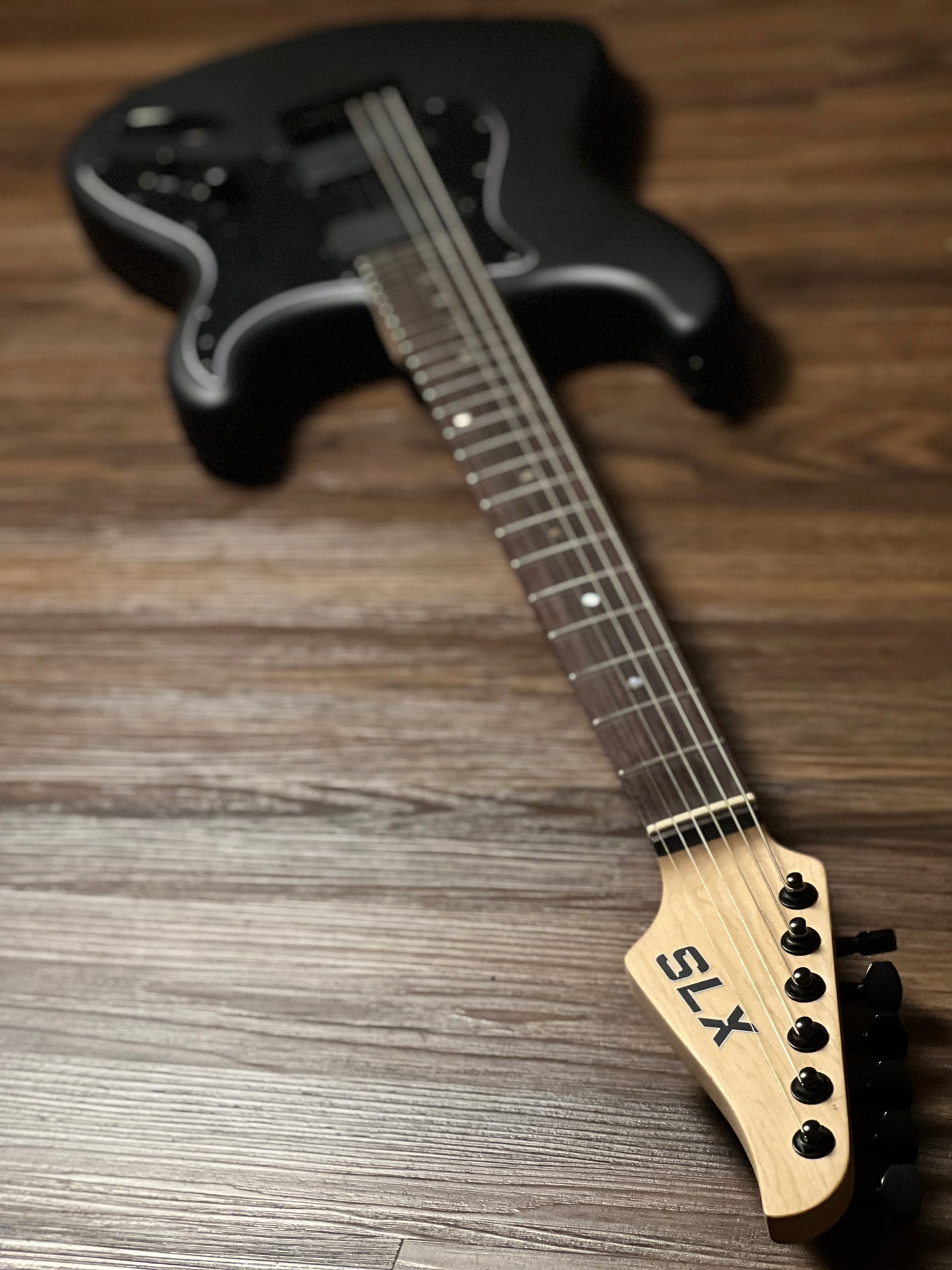 SLX Midnight Hawk 24 HH with Rosewood FB in Satin Black