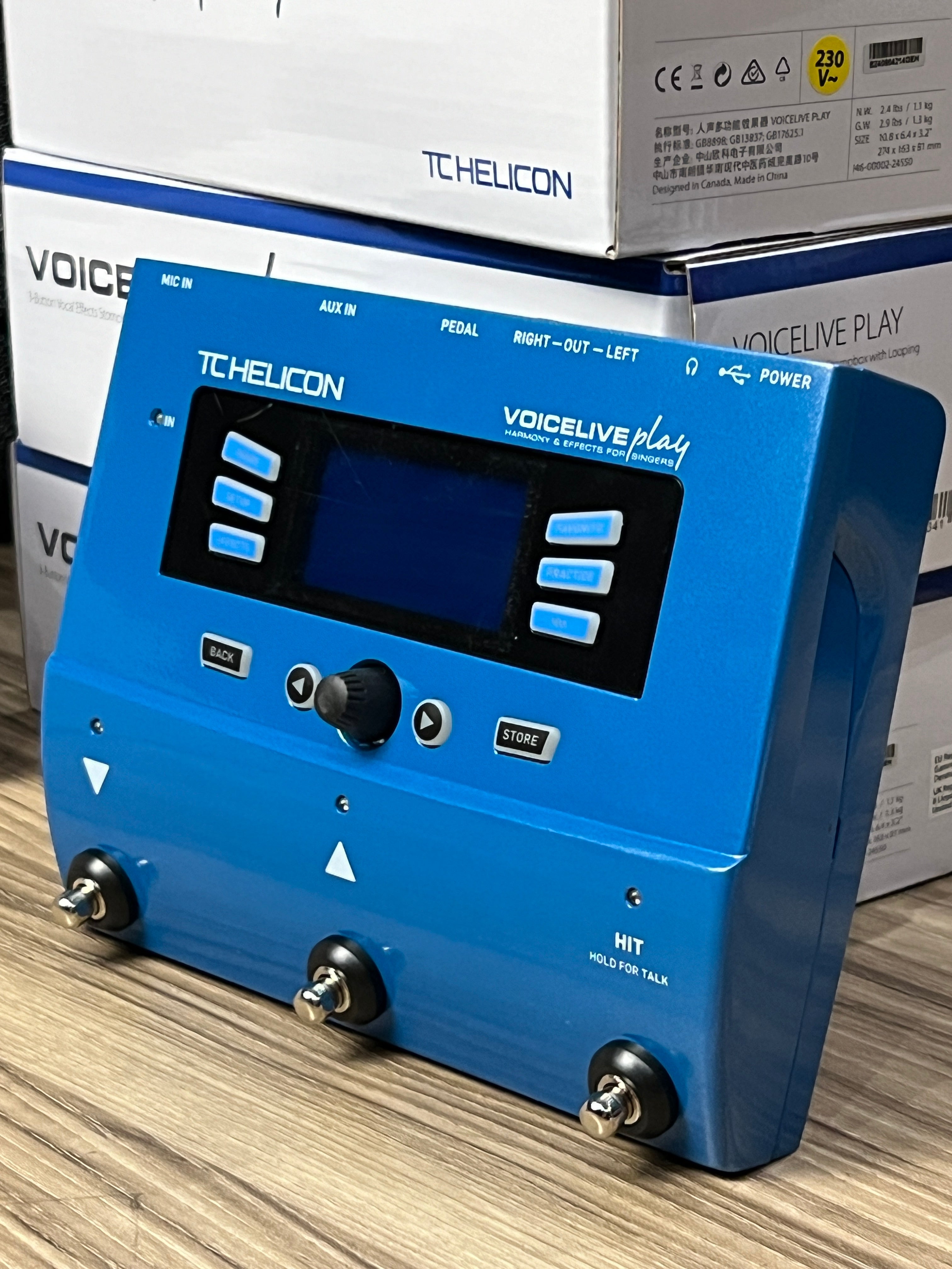 TC-Helicon VoiceLive Play Vocal Effects Pedal – nafiriguitar.com TC-Helicon VoiceLive Play Vocal Effects Pedal – nafiriguitar.com