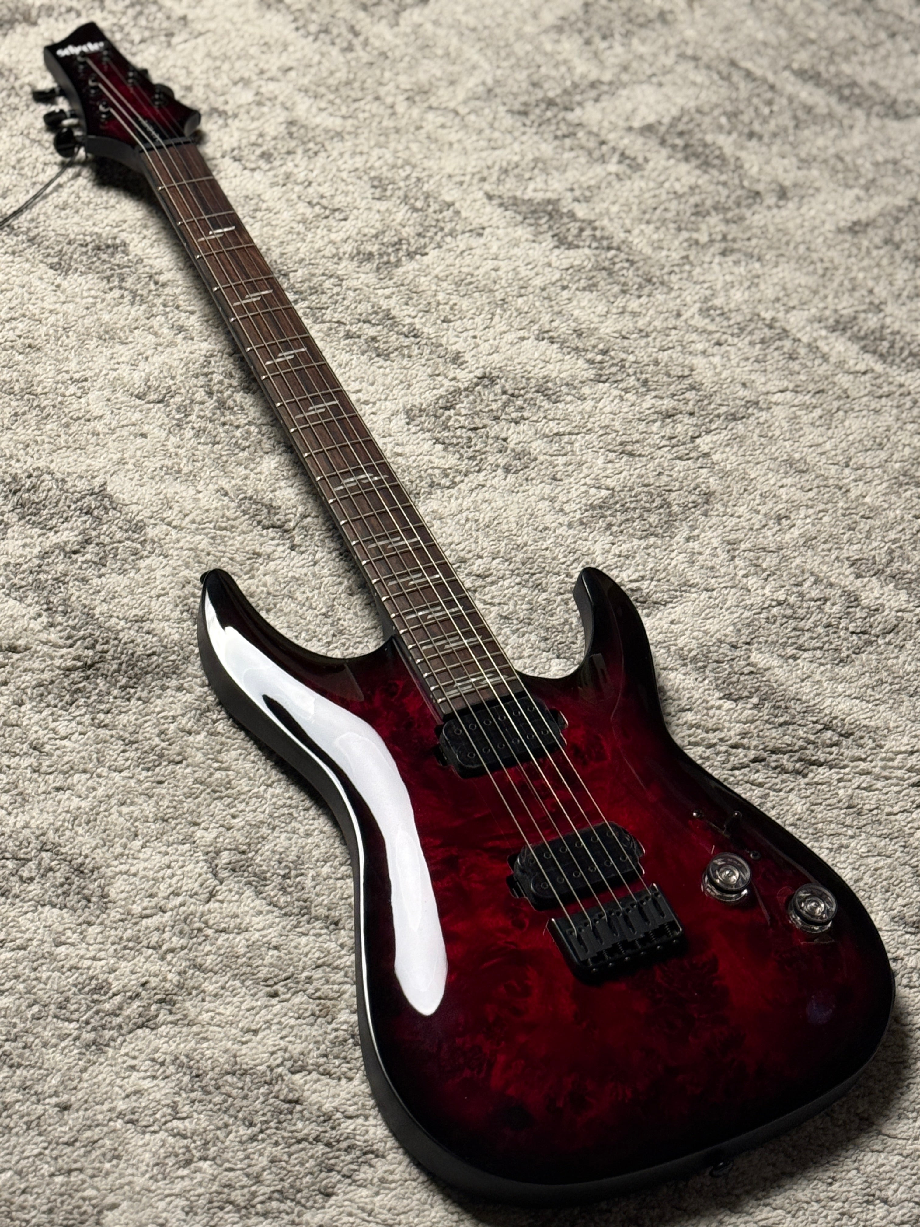 Schecter Omen Elite-6 in Black Cherry Burst – nafiriguitar.com