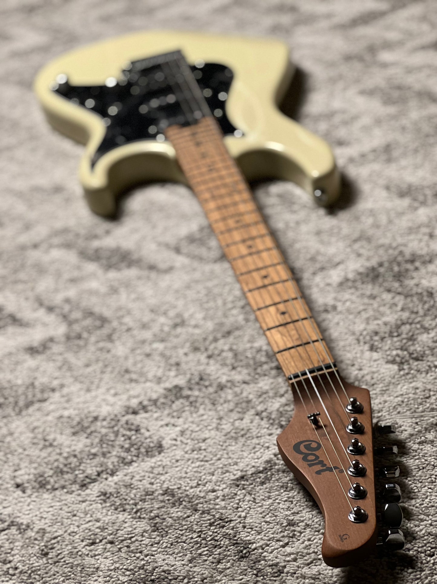 Cort G290 Modern MBG in Military Beige