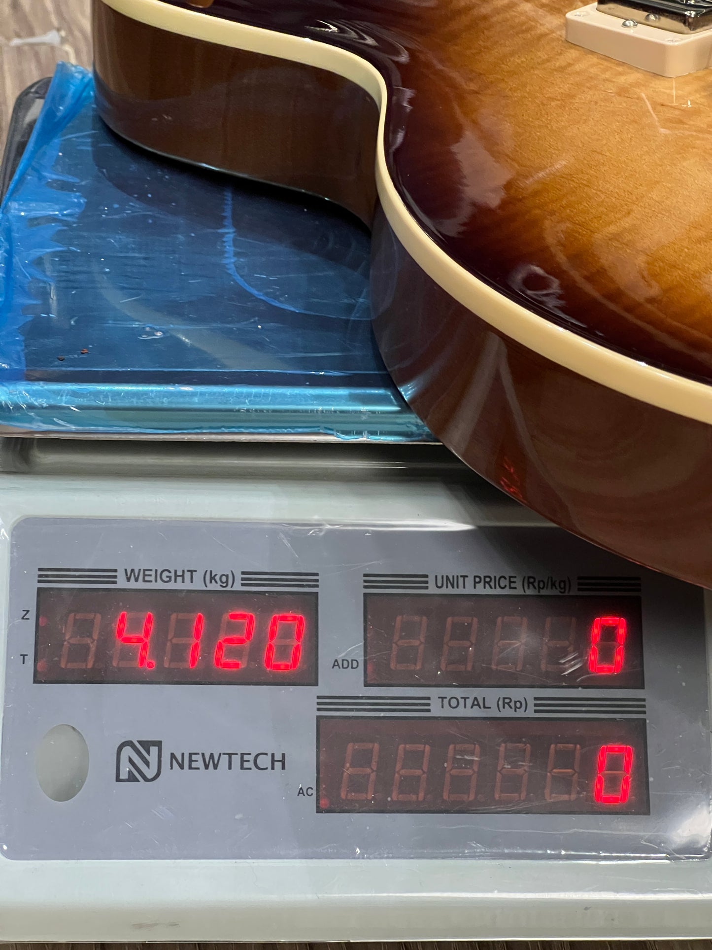 Gibson Les Paul Standard 50s Figured Top in Tobacco Burst 222220262