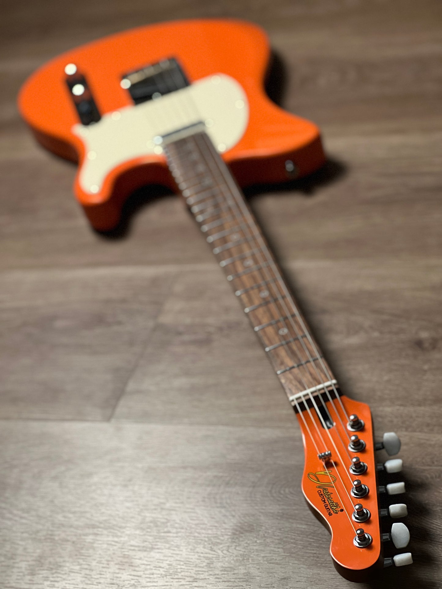 Dhatarattha Basic DTL in Lava Orange with Rosewood FB