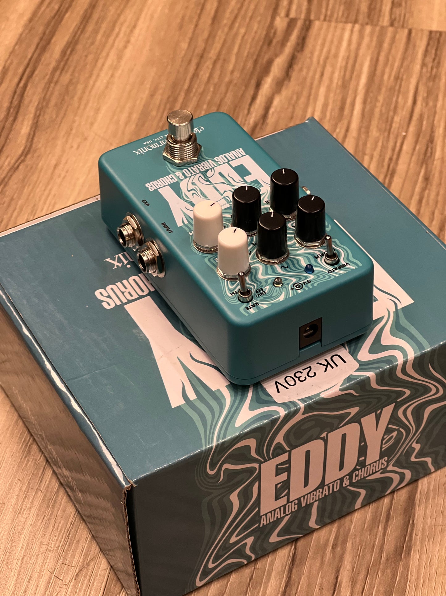Electro-Harmonix Eddy Analog Vibrato & Chorus Guitar Effects Pedal
