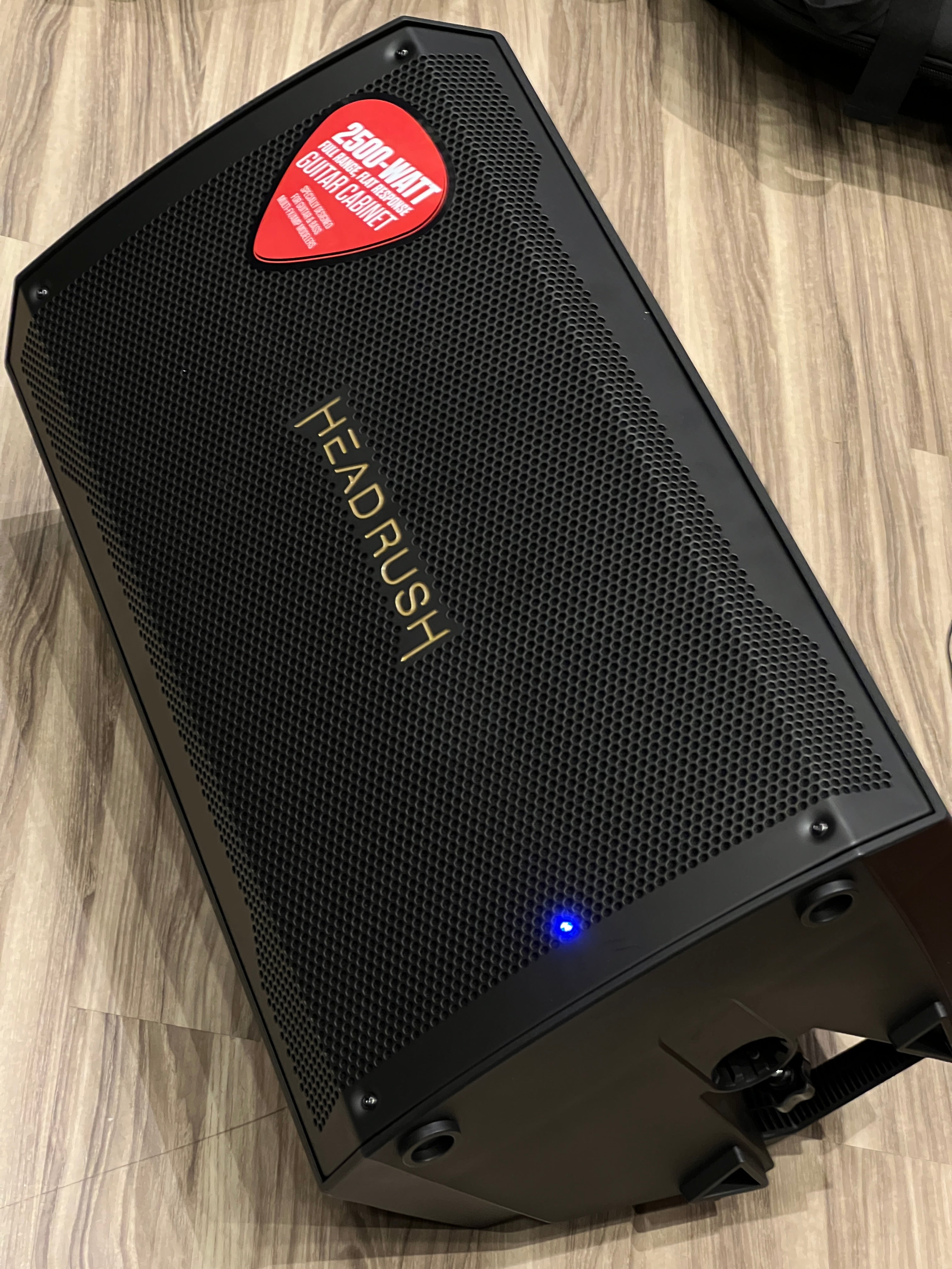 Headrush FRFR-112 MKII 2500W x 12-inch Powered Guitar Cabinet