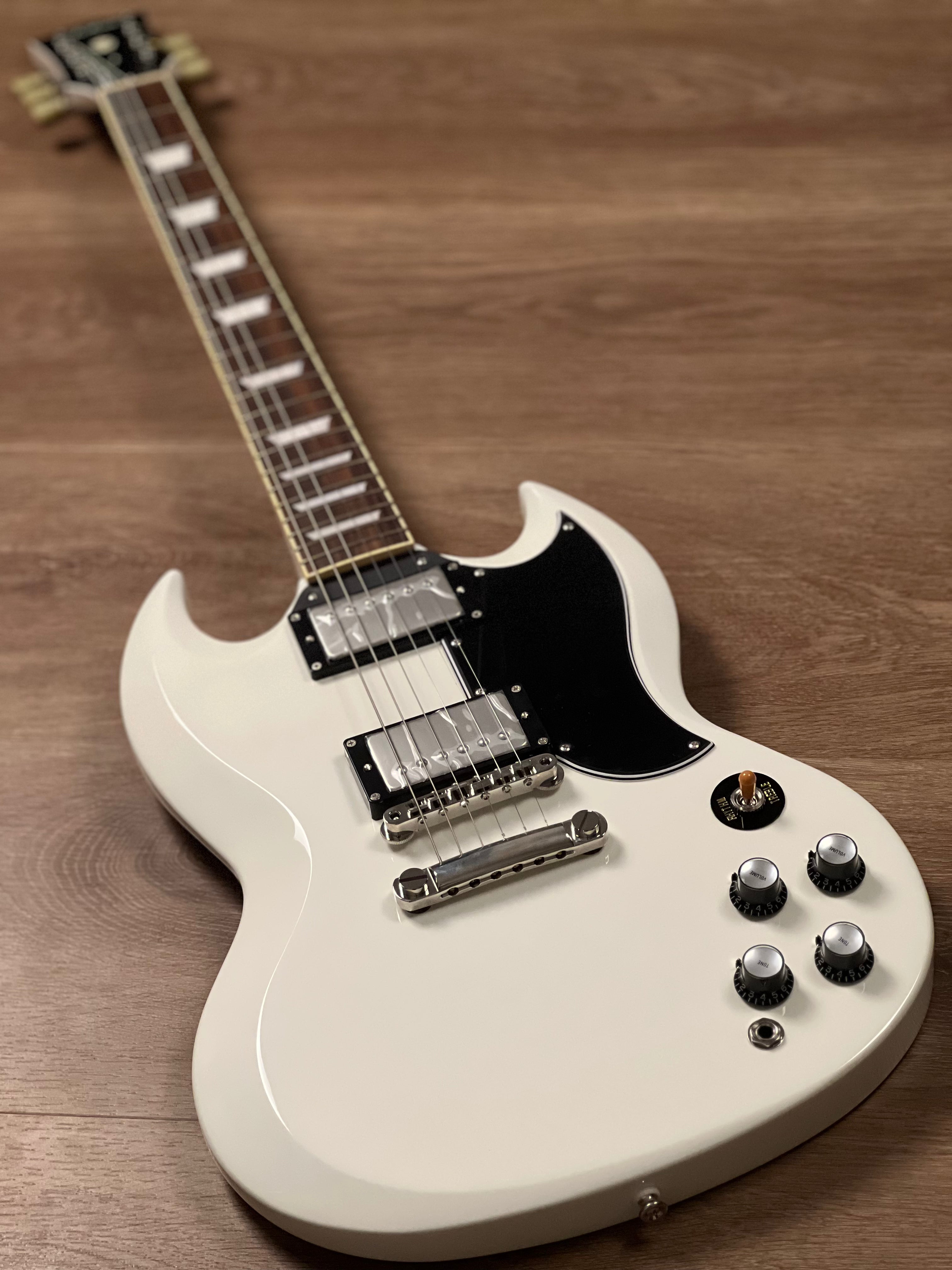 Tokai Japan SG-101 in Snow White 2450071 – nafiriguitar.com Tokai Japan SG-101 in Snow White 2450071 – nafiriguitar.com