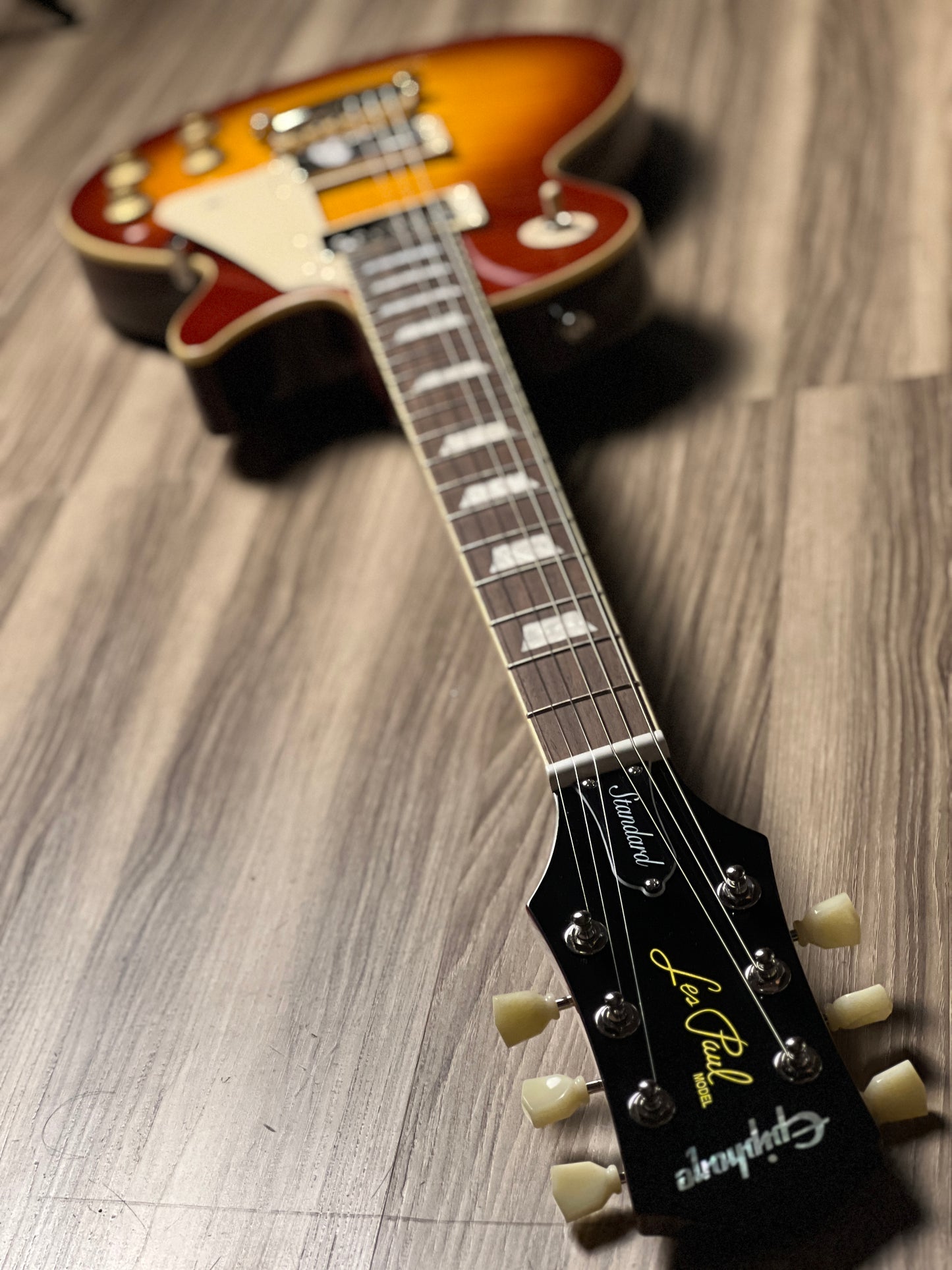 Epiphone Les Paul Standard 50s Figured Washed in Cherry Sunburst