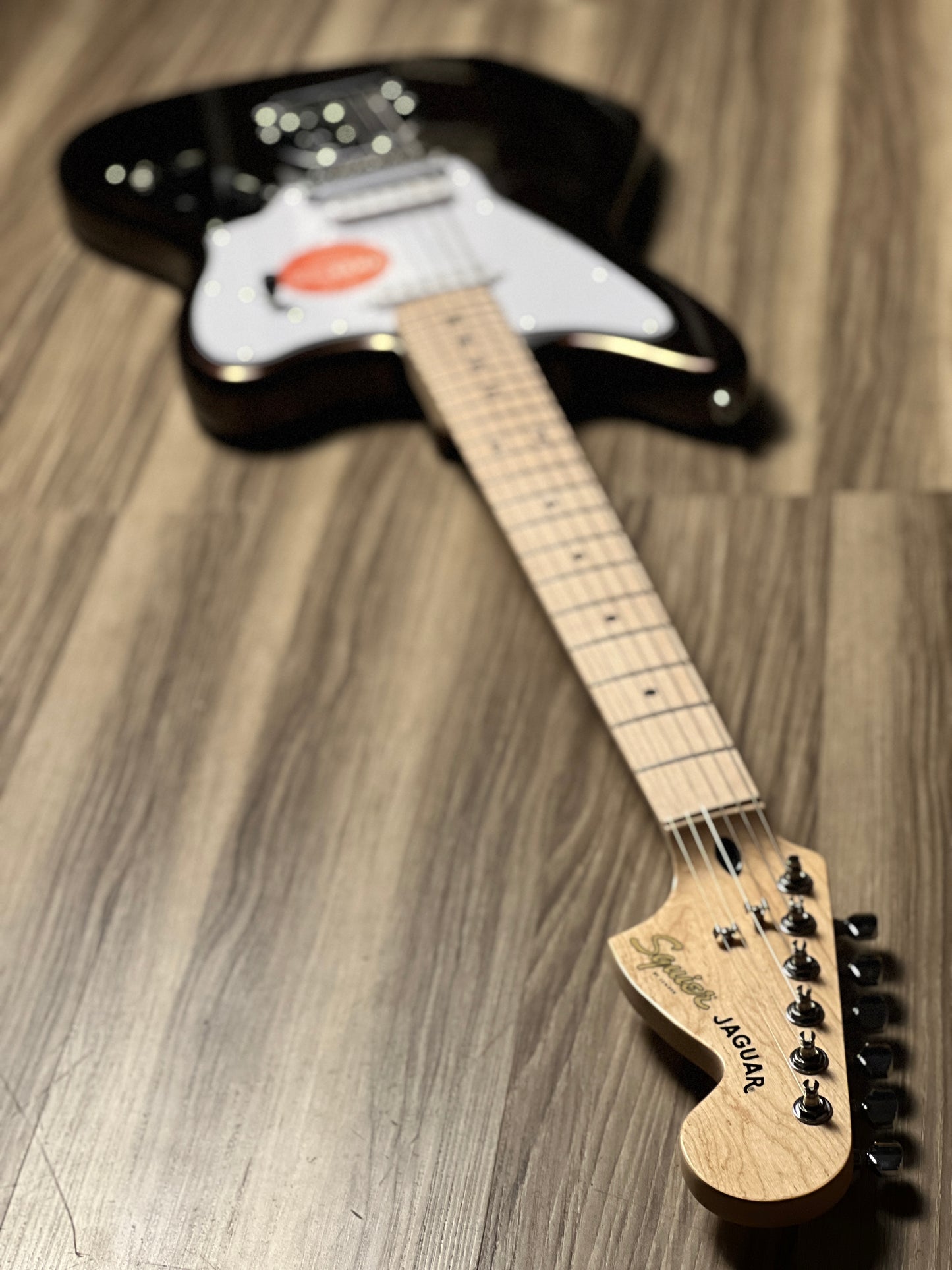 Squier Affinity Series Jaguar With Maple FB in Mystic Metallic Brown