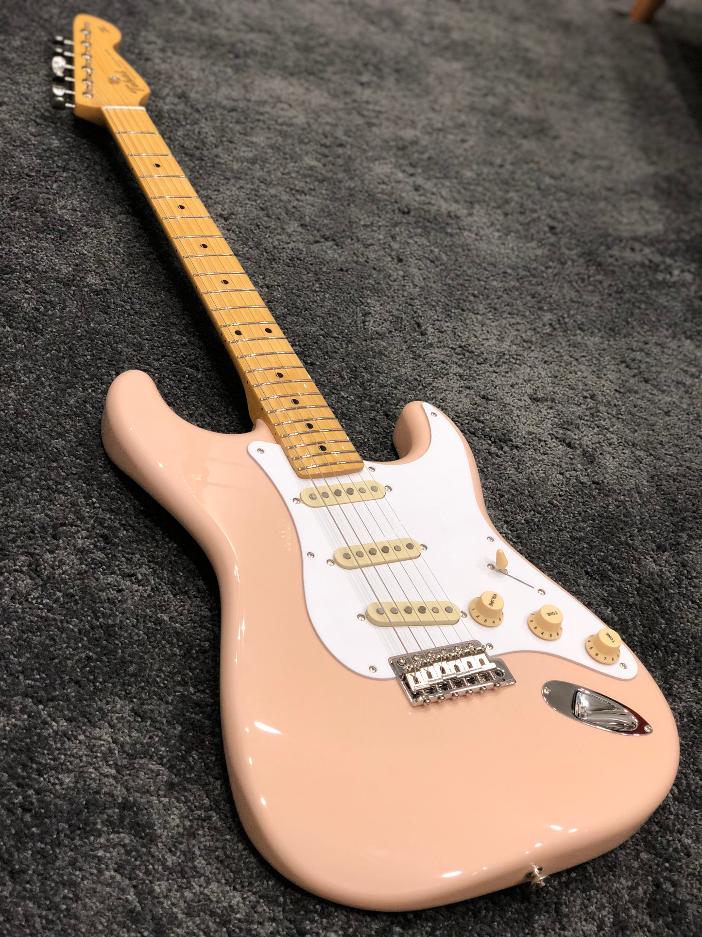 Tokai AST-88 SLP/M Goldstar Sound Japan in Shell Pink