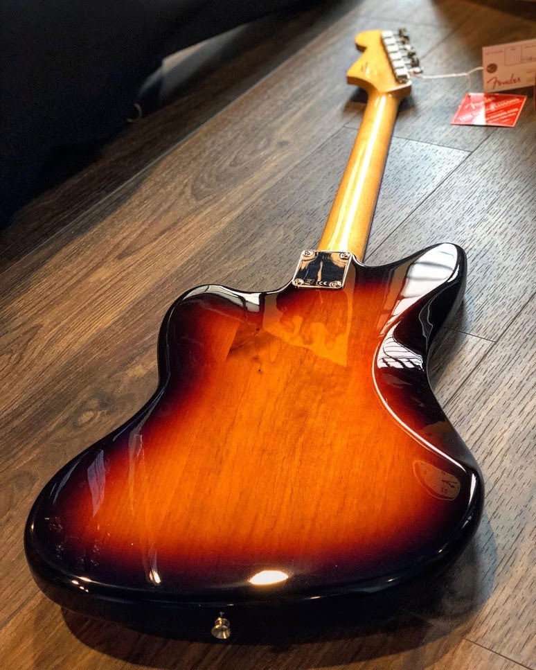 Fender Classic Player Jazzmaster Special in 3-Color Sunburst