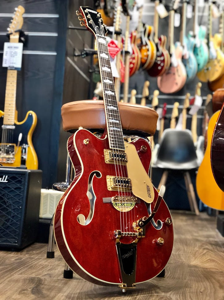 Gretsch G5422TG Electromatic Hollowbody Double-Cut Walnut Stain