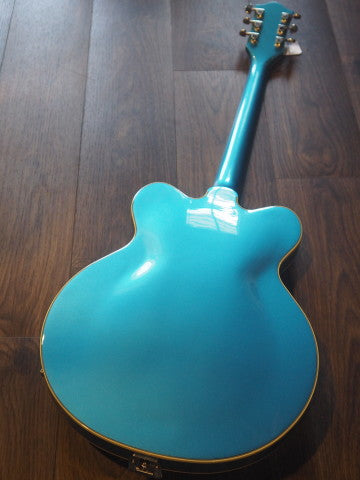 Gretsch G2622T Streamliner Center Block with Bigsby in Riviera Blue