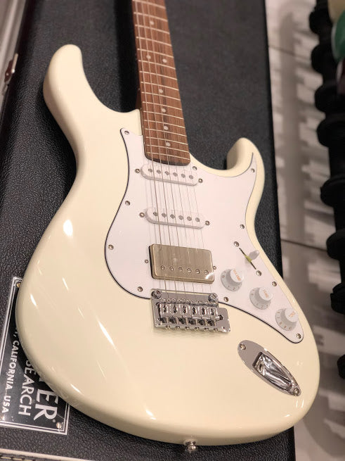 Cort G260CS in Olympic White