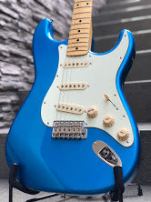 Tokai TST-50 LPB/M Goldstar Sound Japan in Lake Placid Blue
