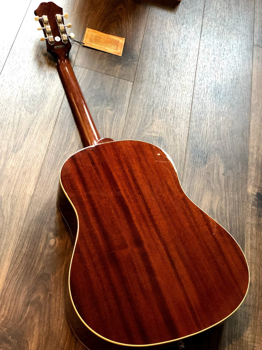 เอพิโฟน แรงบันดาลใจจาก 1964 Texan - Vintage Cherry Sunburst