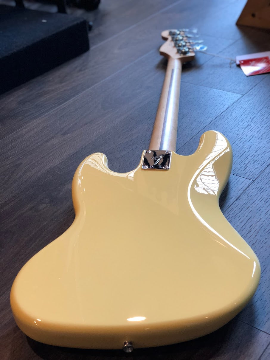Fender Player Series Jazz Bass Maple Neck Buttercream
