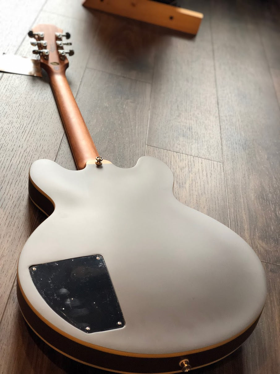 Epiphone Tom Delonge Signature ES-333 Semi-Hollow Brown Stripe