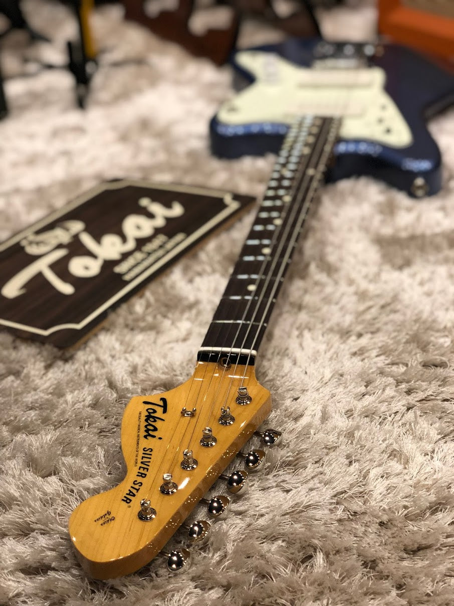 Tokai AJM-140 OLB/R Silverstar Offset in Old Lake Placid Blue