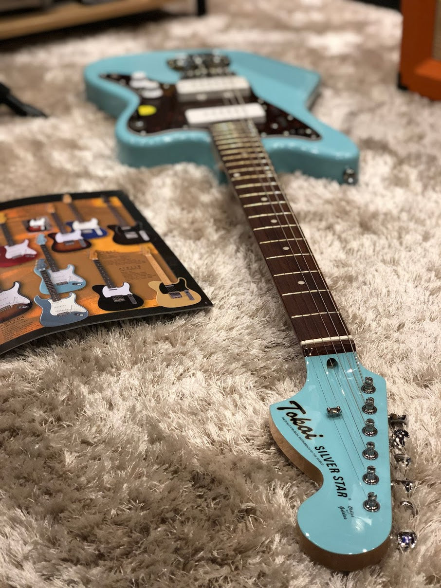 Tokai AJM-70 Silverstar Traditional Series in Sonic Blue