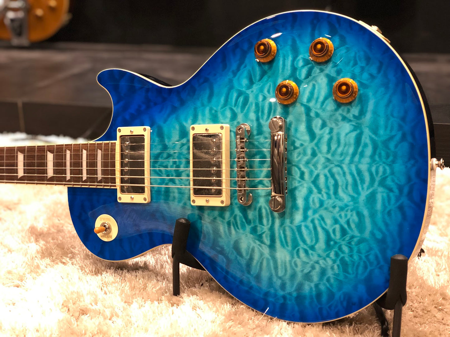 Tokai Love Rock Japan LS-135Q OBB in Ocean Blue Burst