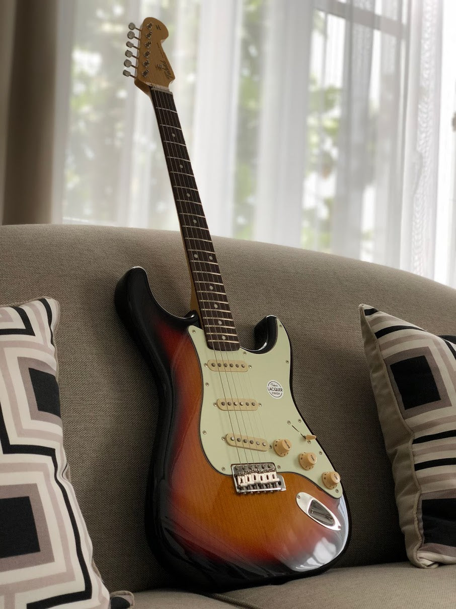 Tokai TST-100 YS/R Goldstar Sound Premium Series Japan in Yellow Sunburst with Nitro Finish