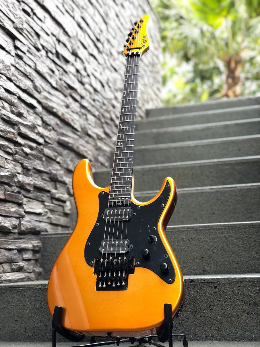 Schecter sun valley super on sale shredder fr lambo orange