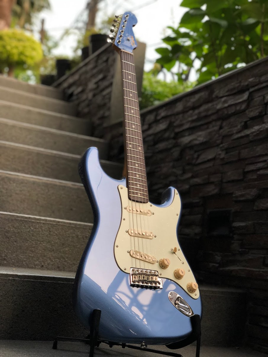 Tokai TST-96 OLB/R Old Goldstar Sound in Old Lake Placid Blue with Matching Headstock
